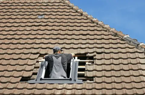 Pose de velux - Saint-Jean-Brévelay